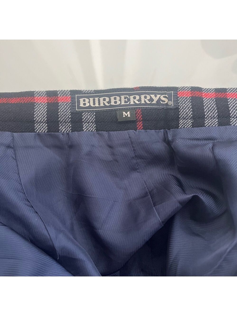BURBERRYS JAPAN VINTAGE PLEATED BLUE SKIRT - Picture 4 of 11